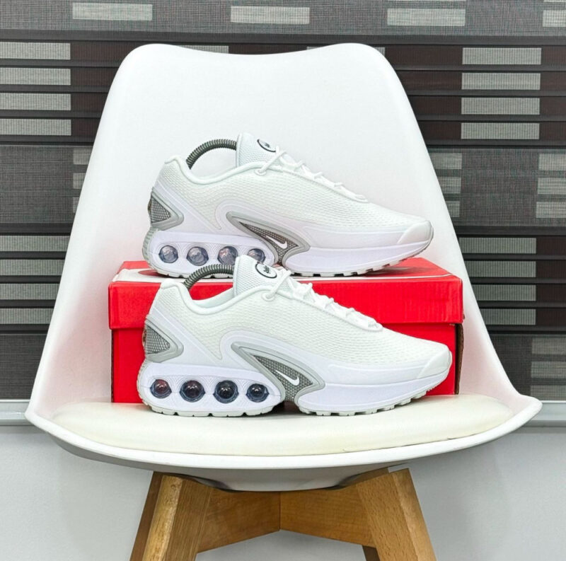 SUPREME LUXURY SNEAKERS