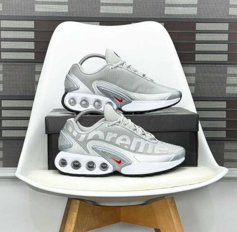 SUPREME LUXURY SNEAKERS