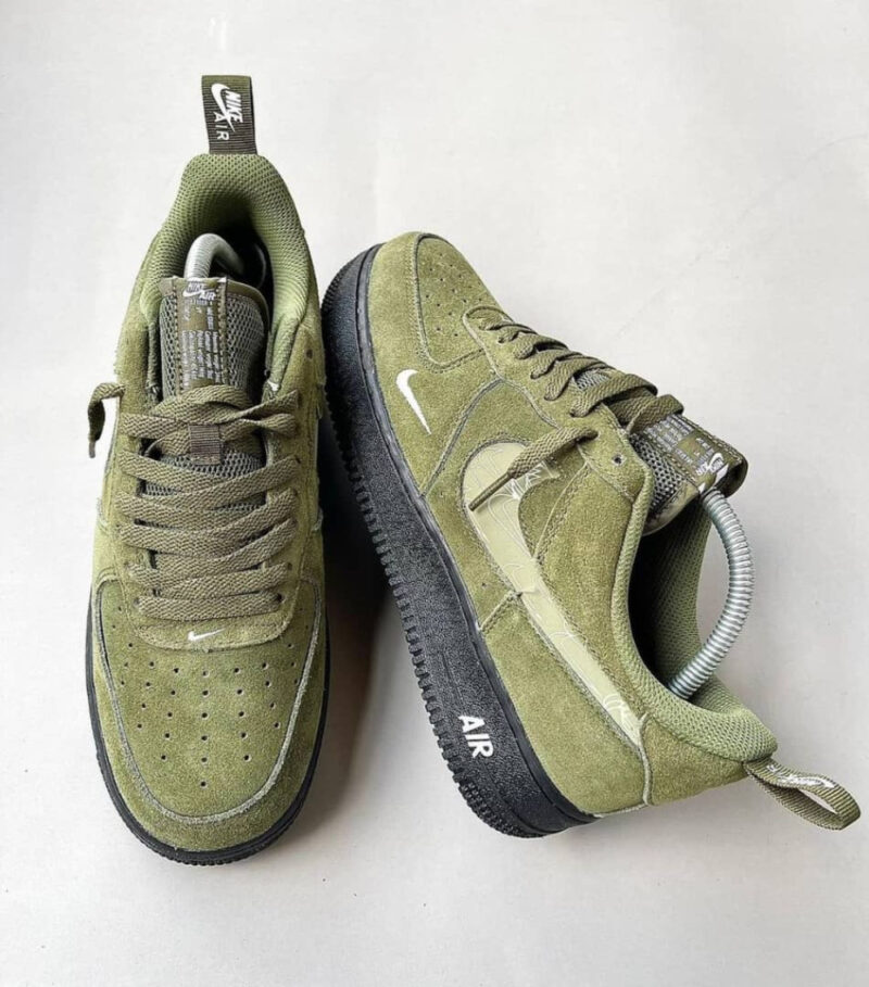 NIKE DUNK SNEAKERS