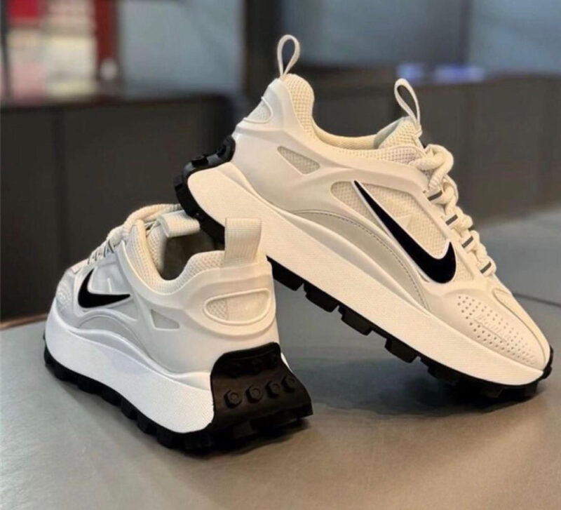 NIKE LUXURY SNEAKERS