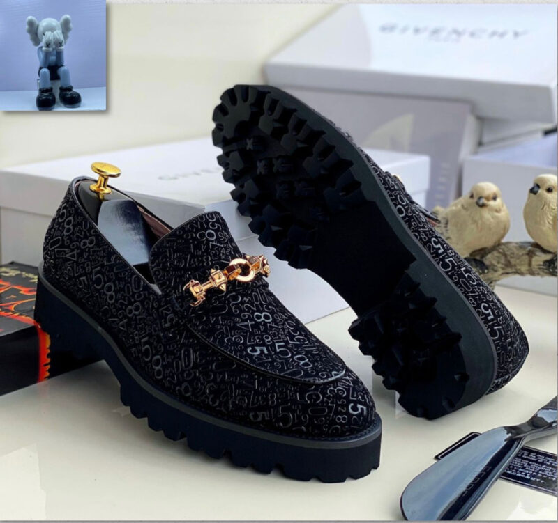 GIVENCHY LUXURY SHOE - Image 2