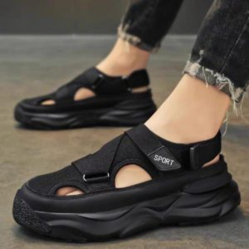BREATHABLE MESH SANDALS