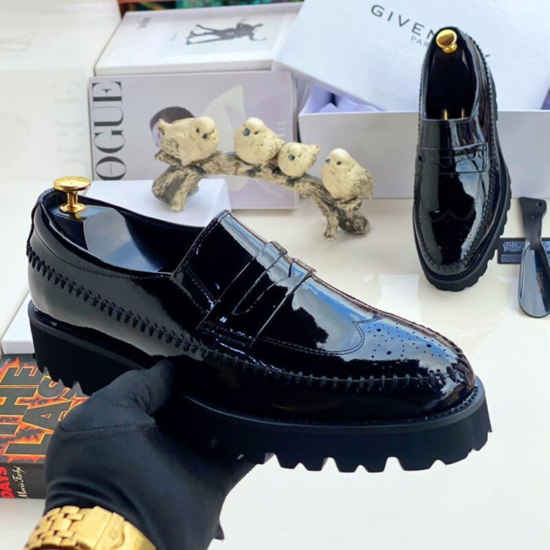 GIVENCHY CORPORATE SHOE - Image 2