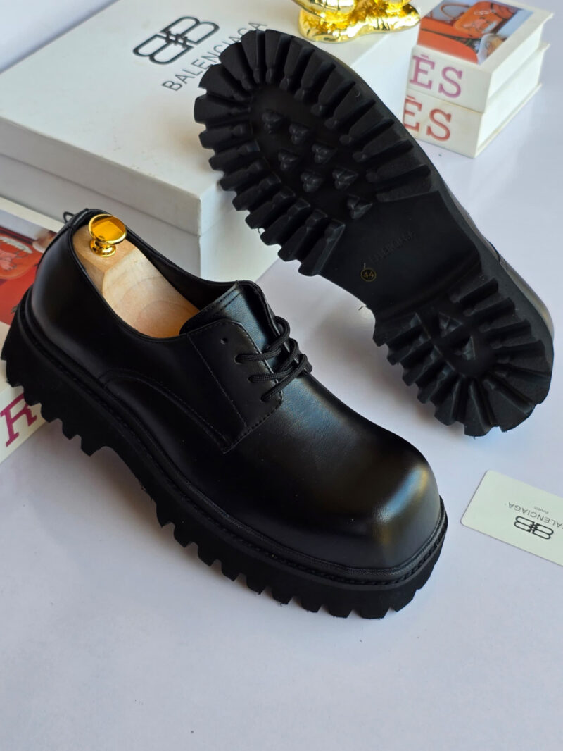 BALENCIAGA LUXURY SHOE - Image 2