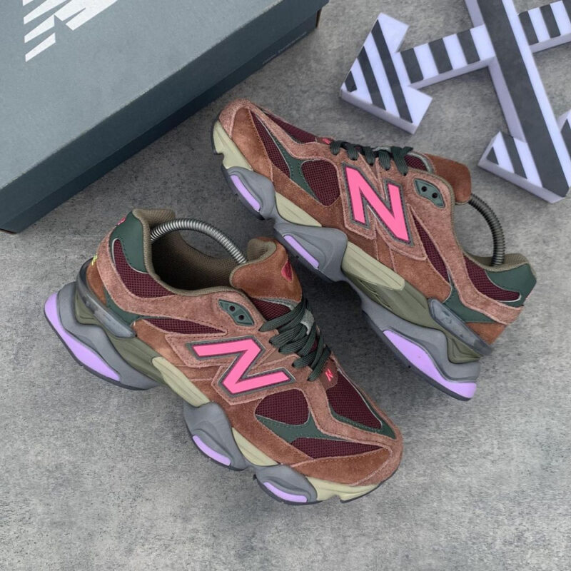 NEW BALANCE SNEAKERS