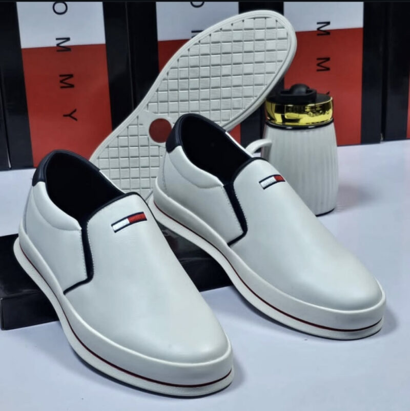 TOMMY HILFIGER SHOE