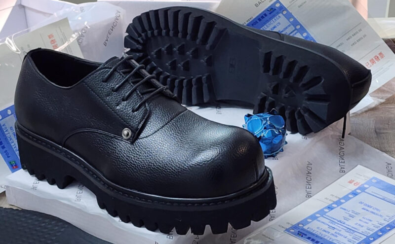 BALENCIAGA LUXURY SHOE